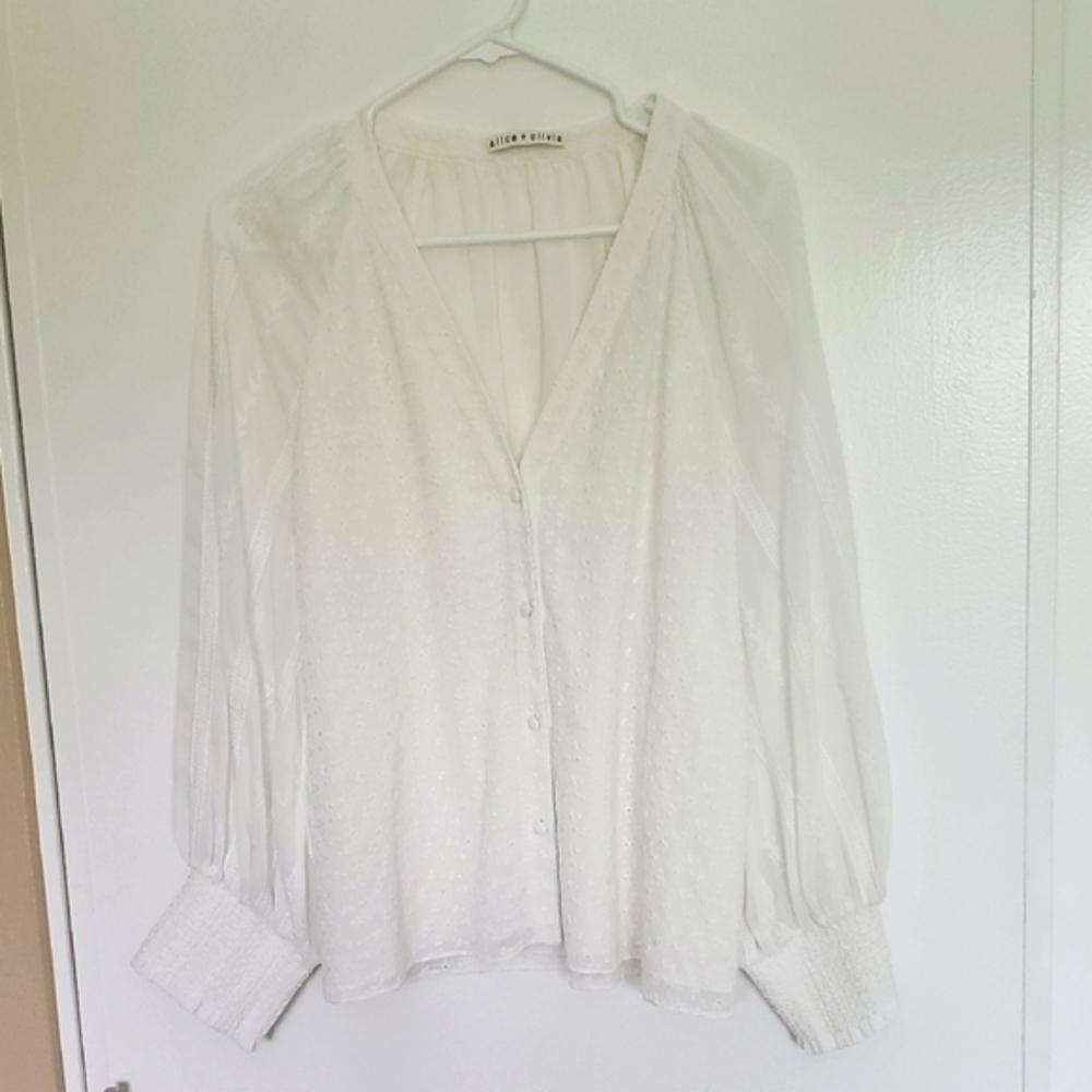 Alice + Olivia Cream Textured Button Down Blouse